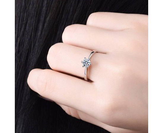 1pcs White Gold Copper Ring Women Light Luxury Simple Models Six Claws Dominant Live Mouth Finger Ring Jewelry