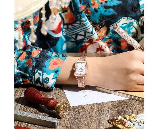 CRRJU Women Watches Fashion Casual Ladies Daily Dress Mesh Wristwatch Minimalist Popular Waterproof Quartz reloj mujer